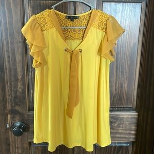 Women’s blouse